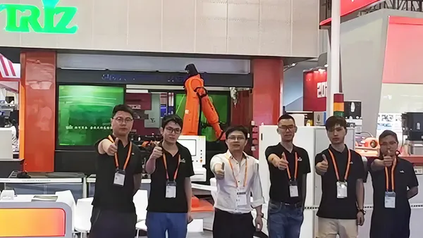 Hỗ Trợ Cho Thiết Bị Gia Công Ống Kim Loại