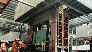 Công đoạn tạo hình thủy lực